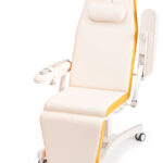 Comfort_3_Eco_Dialysis_Chair_Entry_Tiltup_Big